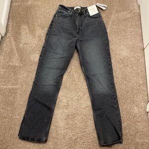 NWT Abercrombie 90’s Straight Jeans